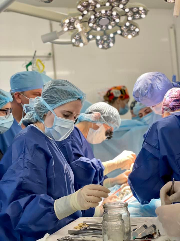 Як стати медсестрою в операційній?